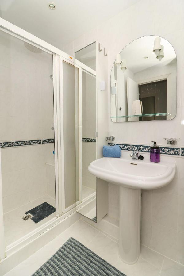 Family Apartment Walking Distance To The Sea And All Amenities Sitio de Calahonda Exterior photo